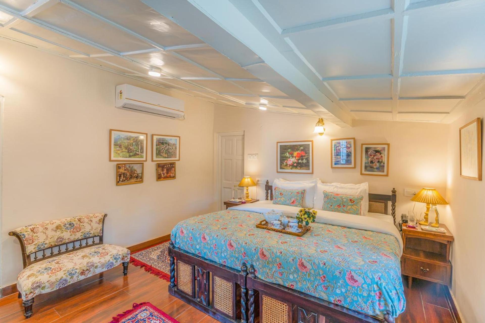 Stayvista At Rose Cottage - Bonfire & Scenic View Shimla Exteriör bild